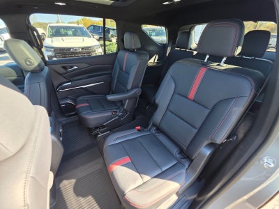 2025 Chevrolet Traverse RS