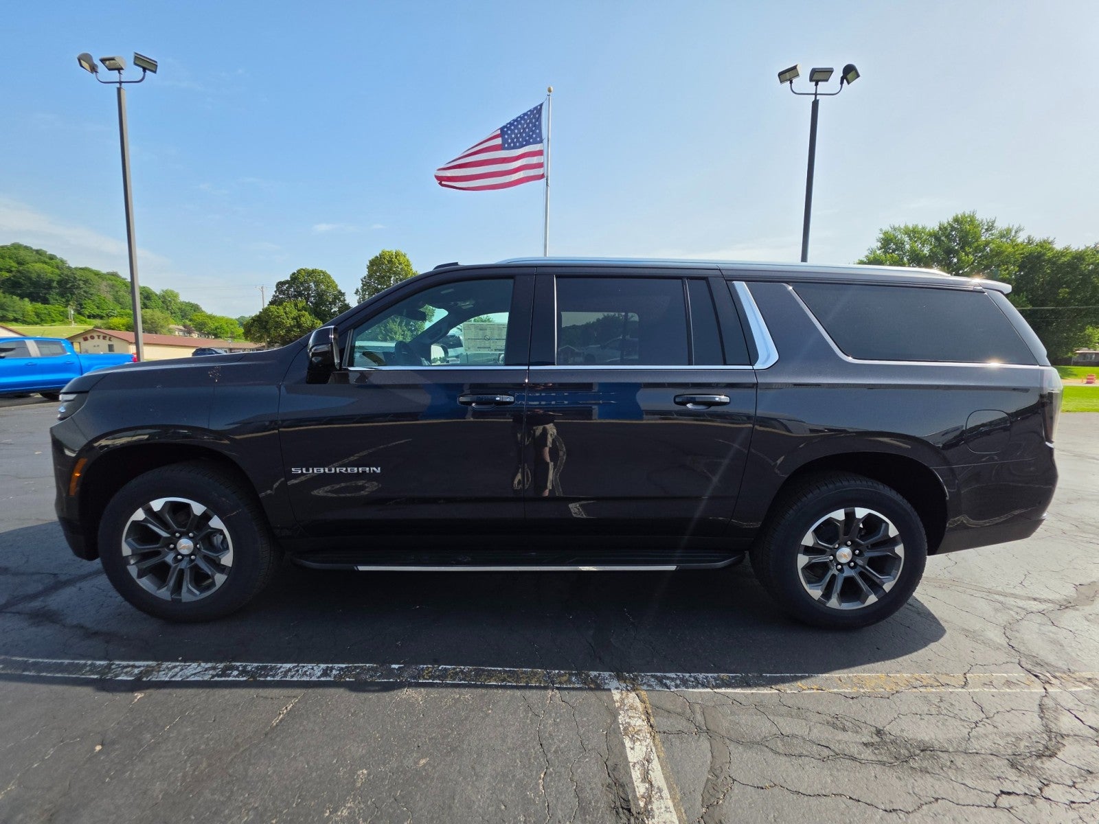 2026 Chevrolet Suburban LT