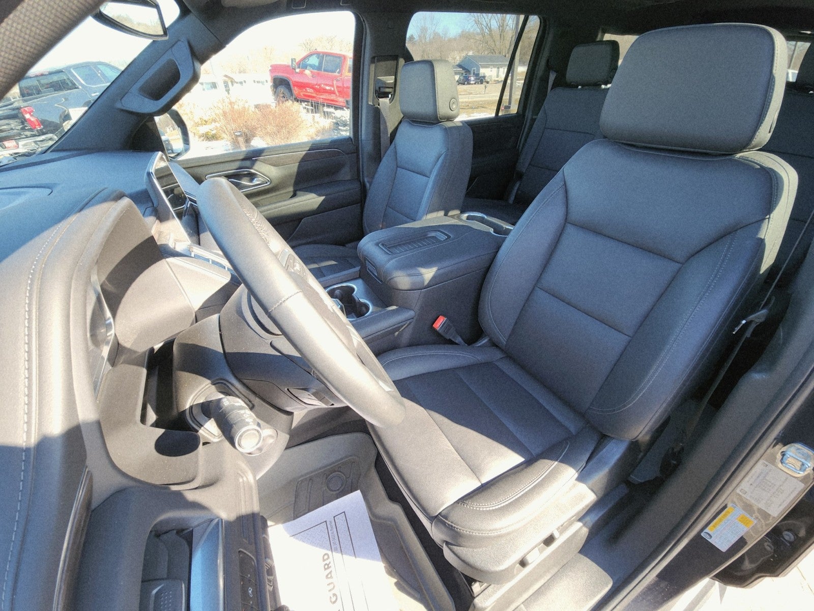 2024 Chevrolet Suburban LT