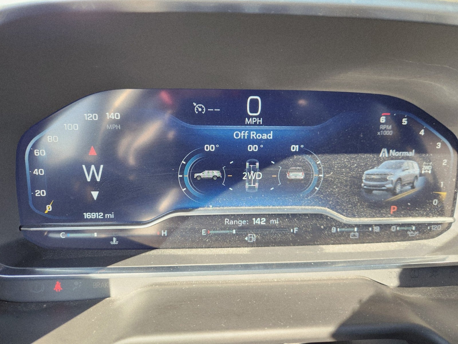 2024 Chevrolet Suburban LT