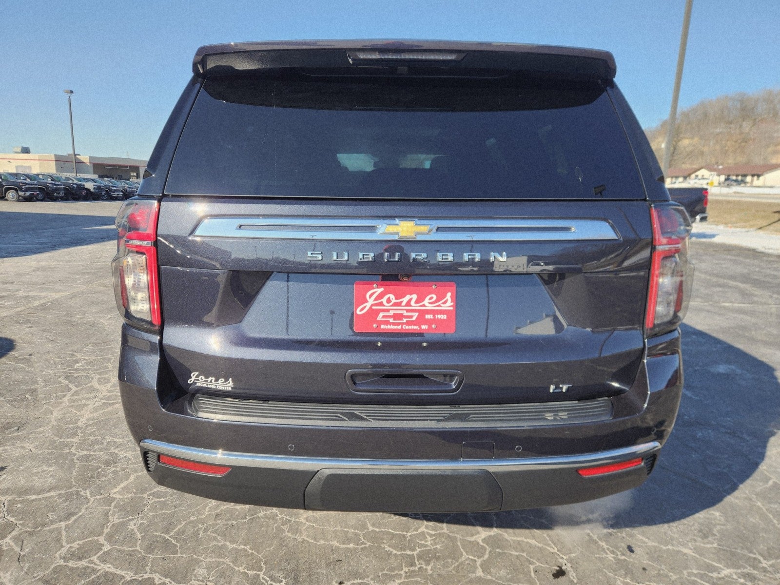 2024 Chevrolet Suburban LT