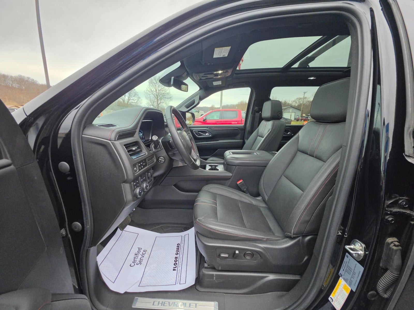 2023 Chevrolet Suburban RST