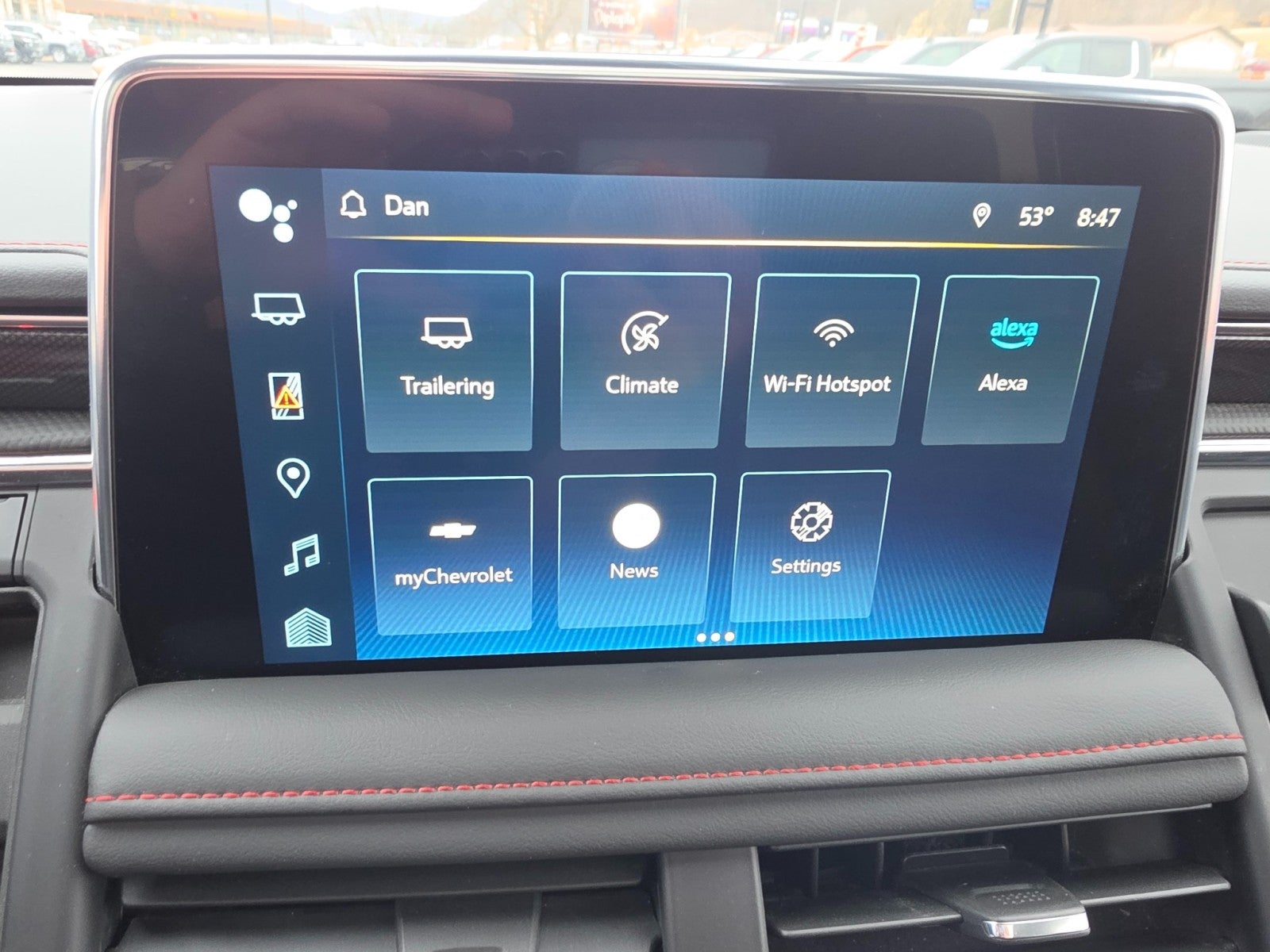 2023 Chevrolet Suburban RST