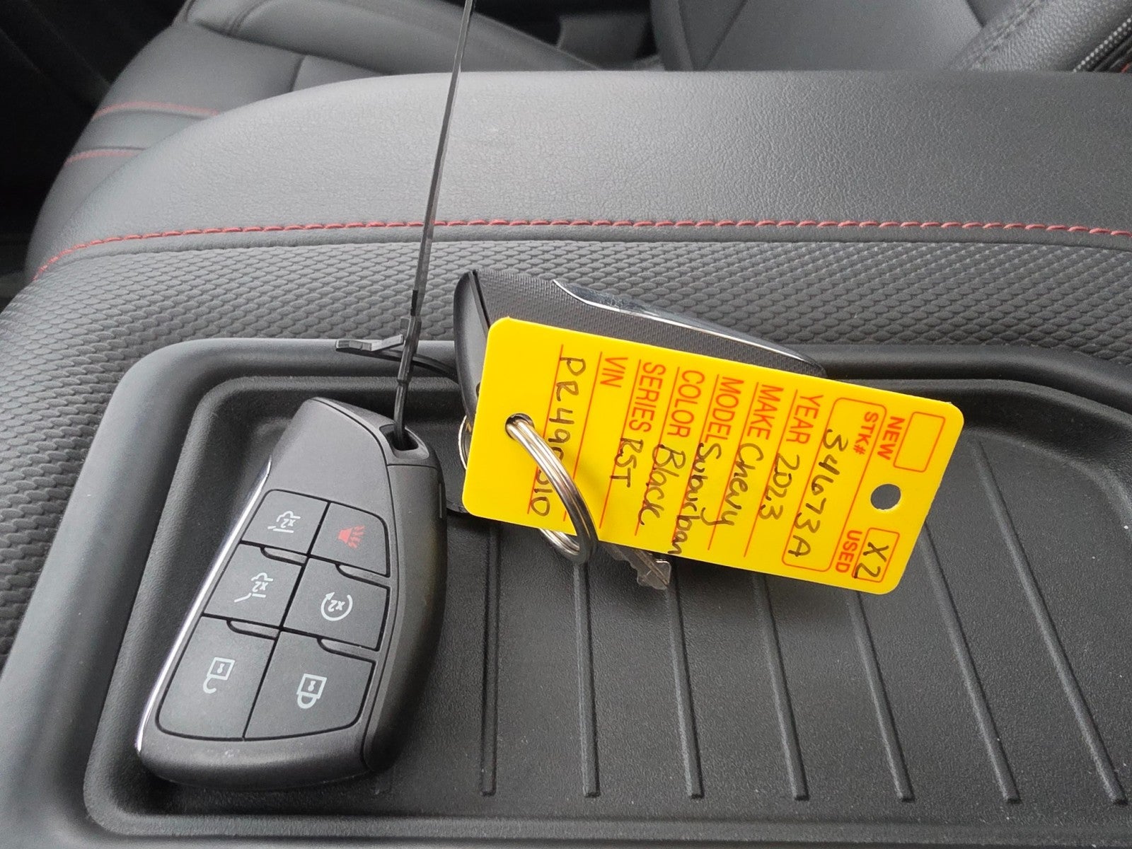 2023 Chevrolet Suburban RST