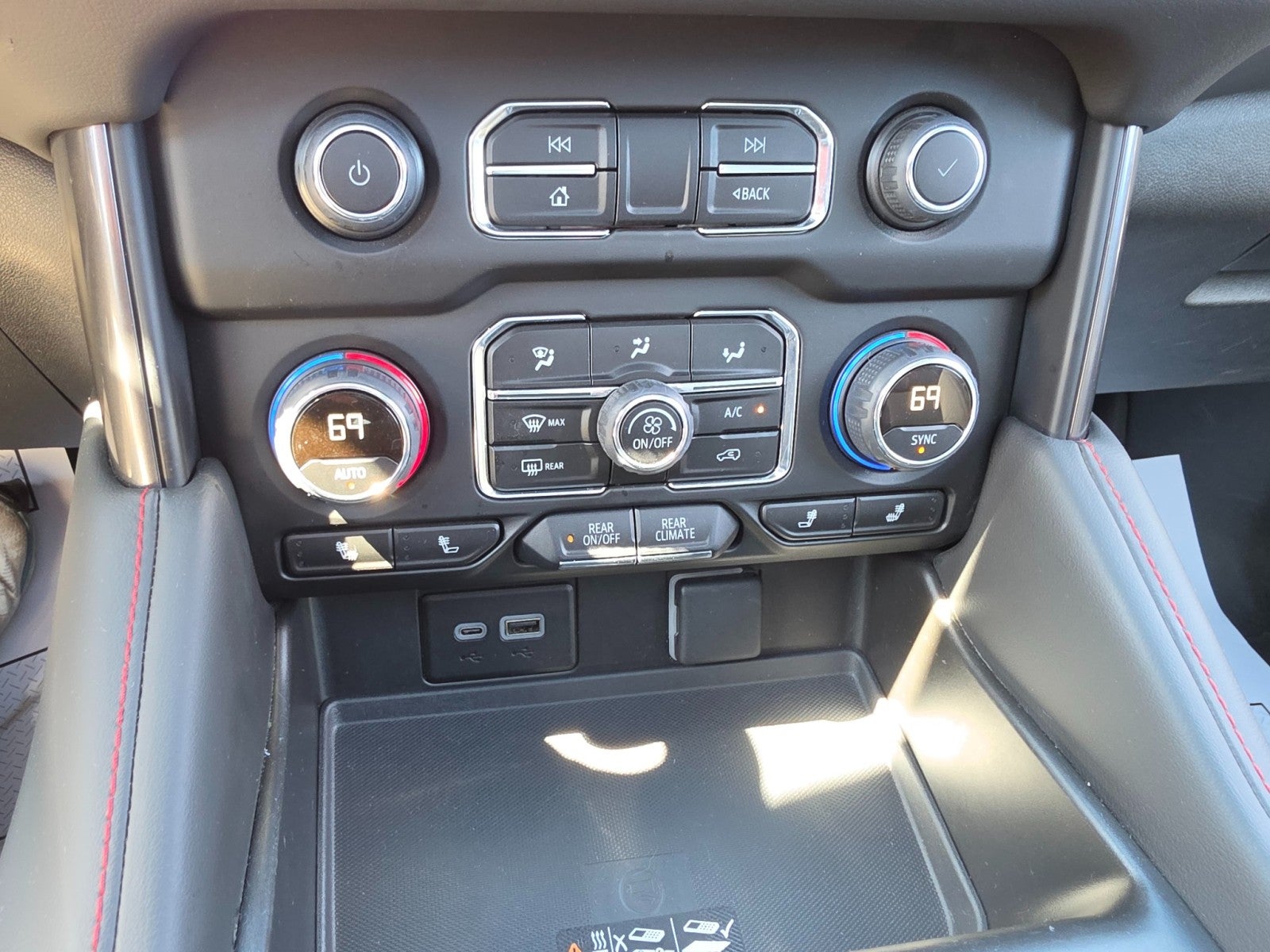 2023 Chevrolet Tahoe RST