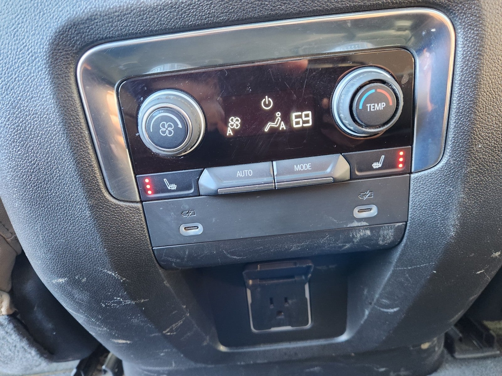 2022 Chevrolet Tahoe Premier