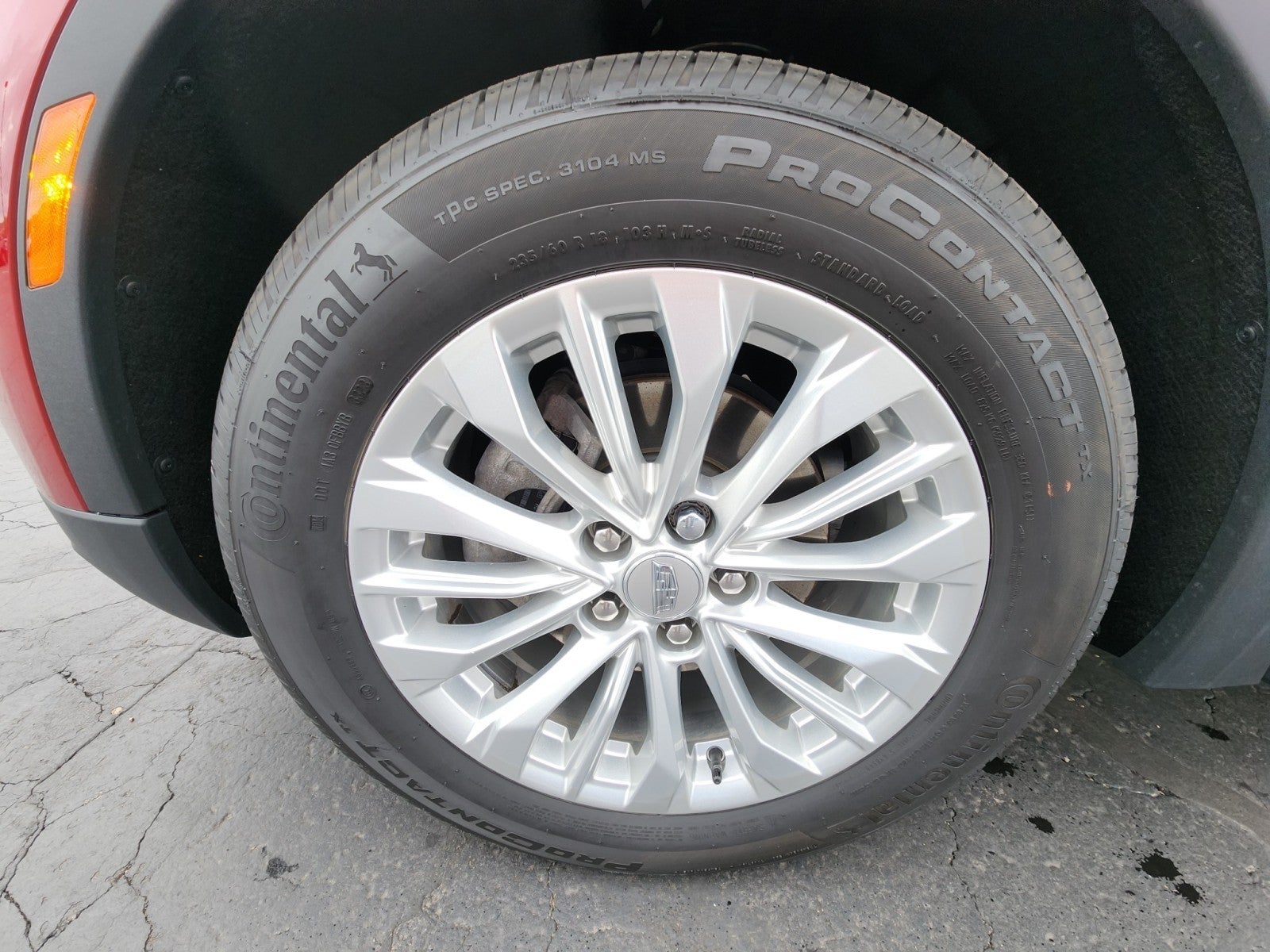 2024 Cadillac XT4 Luxury