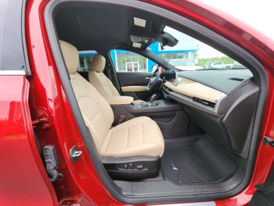 2024 Cadillac XT4 Luxury