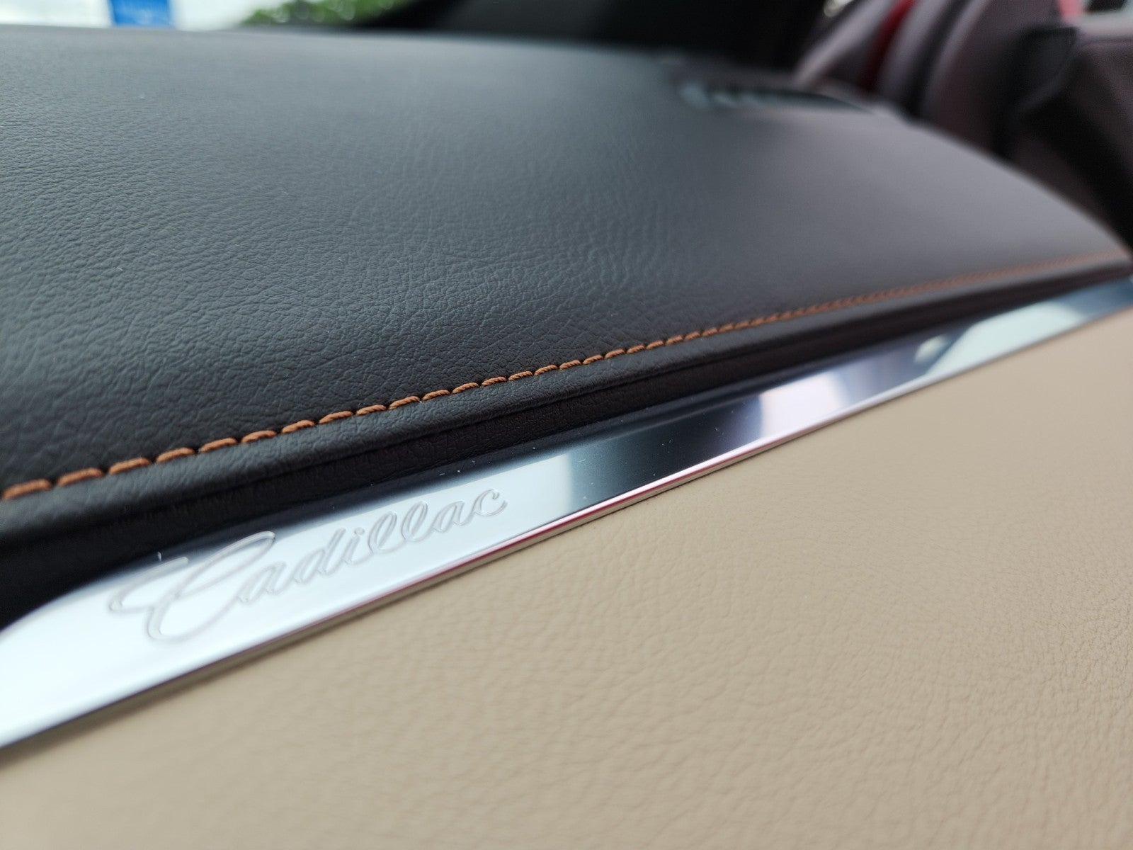 2024 Cadillac XT4 Luxury