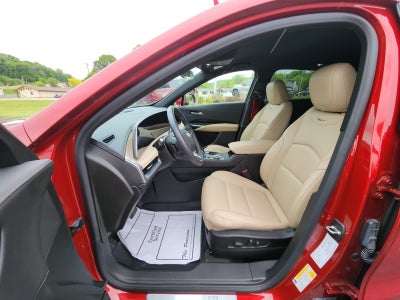 2024 Cadillac XT4 Luxury