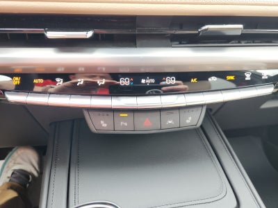 2024 Cadillac XT4 Luxury