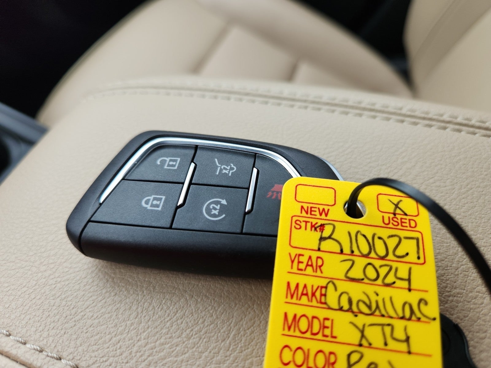 2024 Cadillac XT4 Luxury