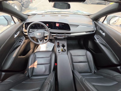 2024 Cadillac XT4 Premium Luxury