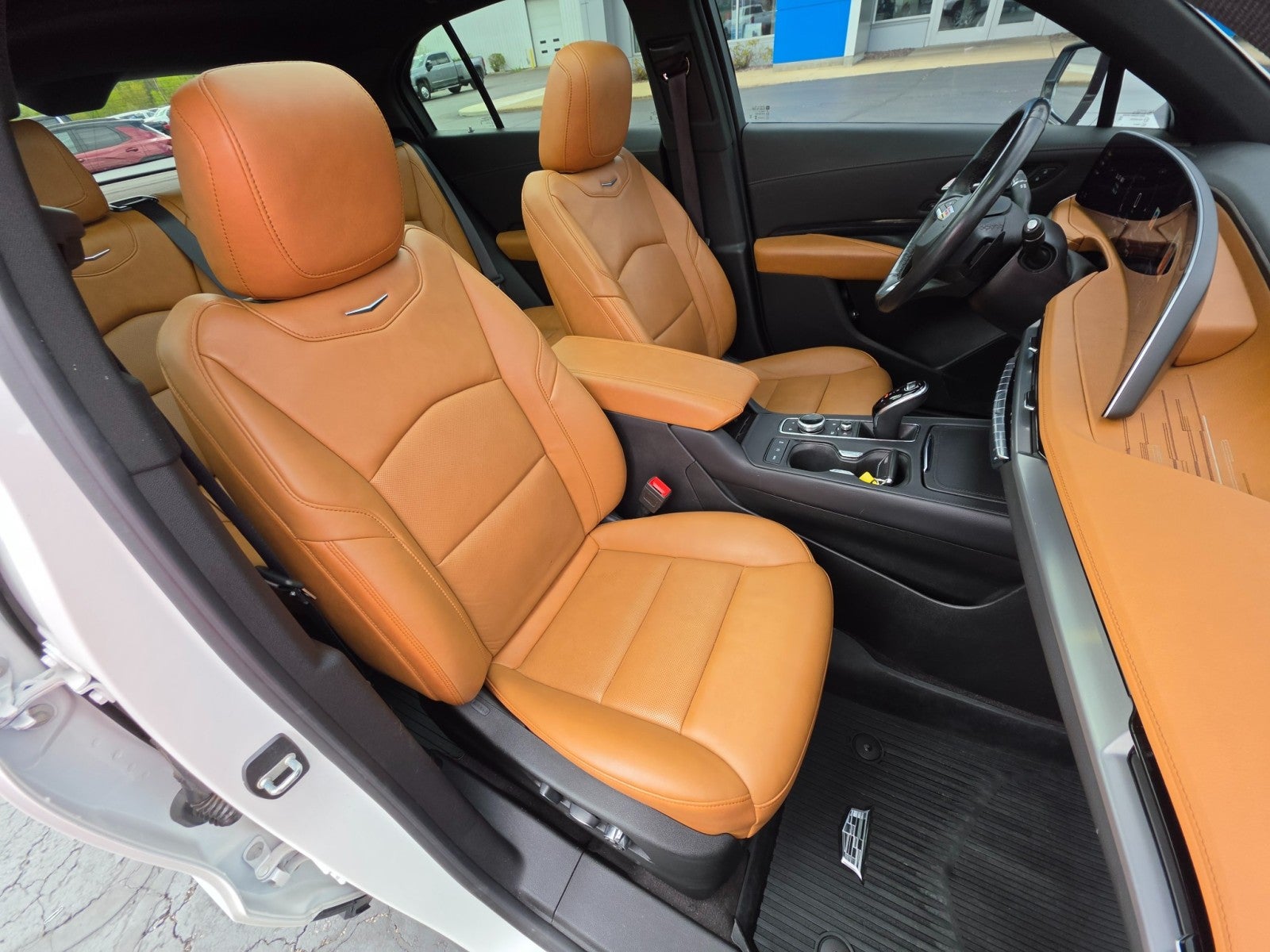 2024 Cadillac XT4 Premium Luxury