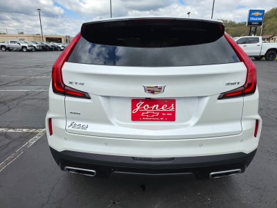 2024 Cadillac XT4 Premium Luxury