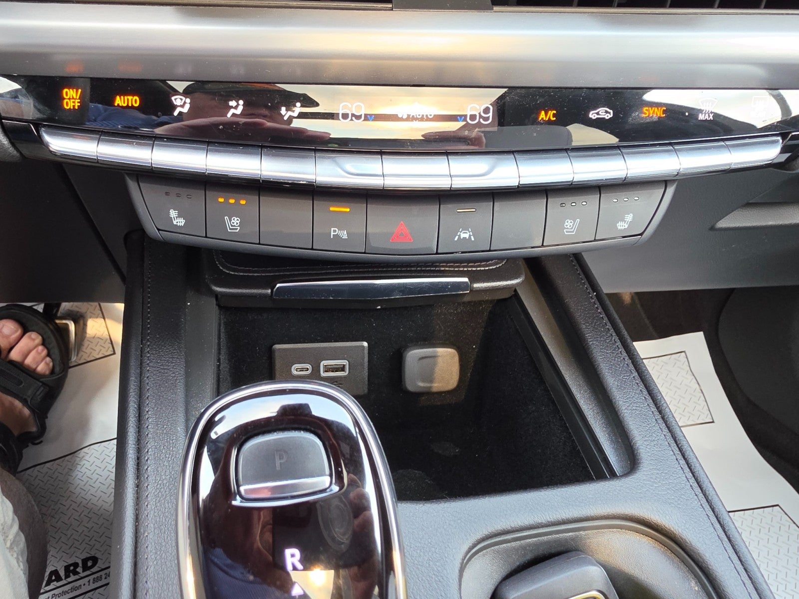 2024 Cadillac XT4 Sport