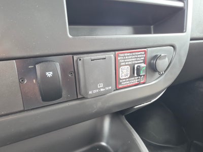 2026 Chevrolet Express Cutaway 3500 1WT