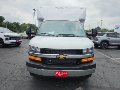 2026 Chevrolet Express Cutaway 3500 1WT