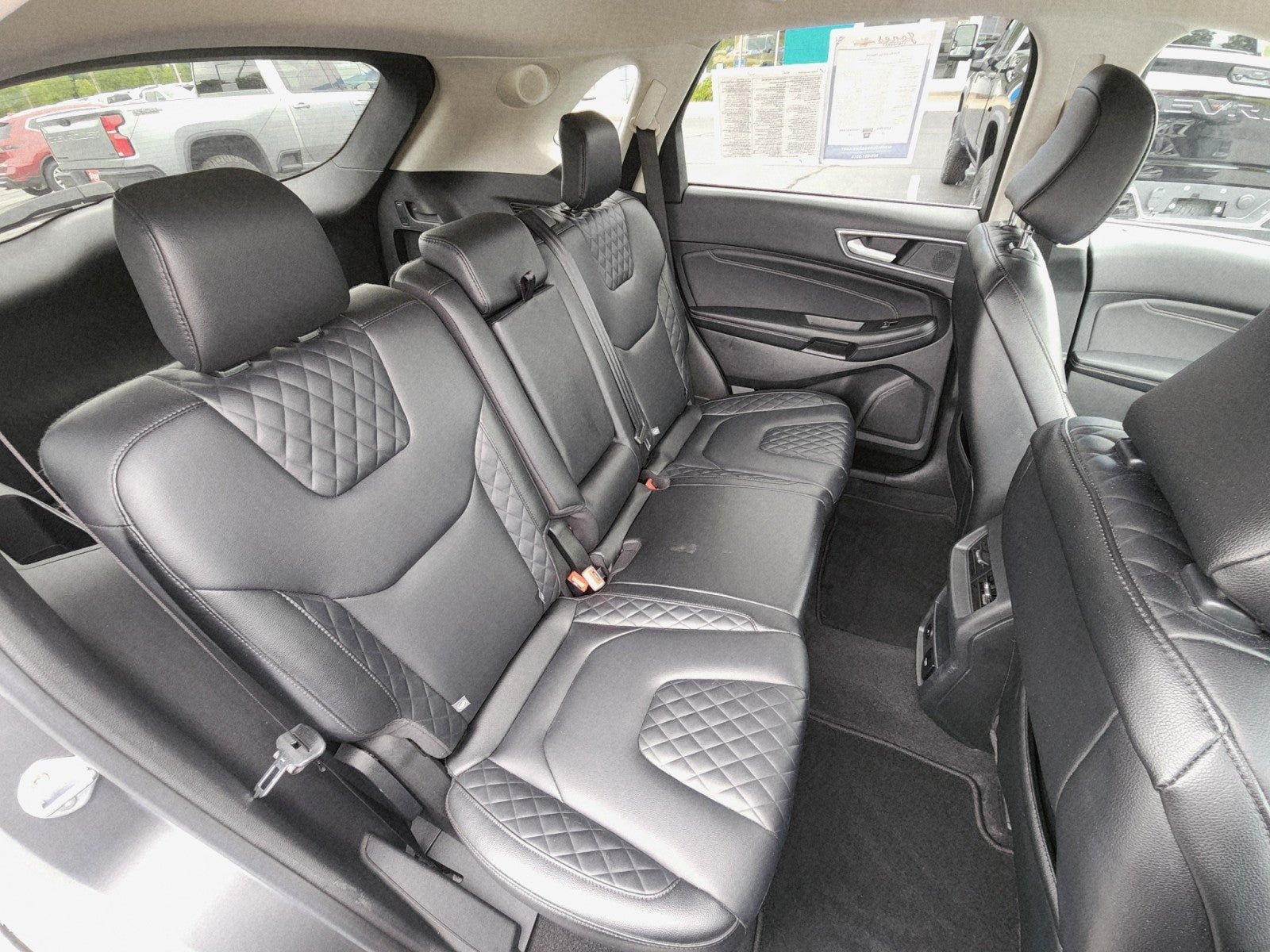 2023 Ford Edge Titanium