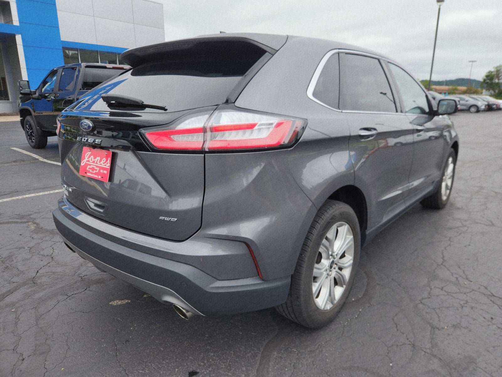 2023 Ford Edge Titanium