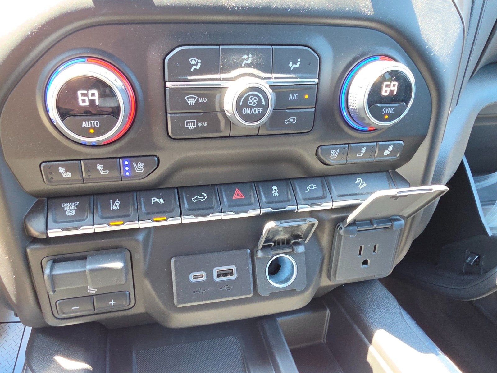 2023 Chevrolet Silverado 2500 HD High Country