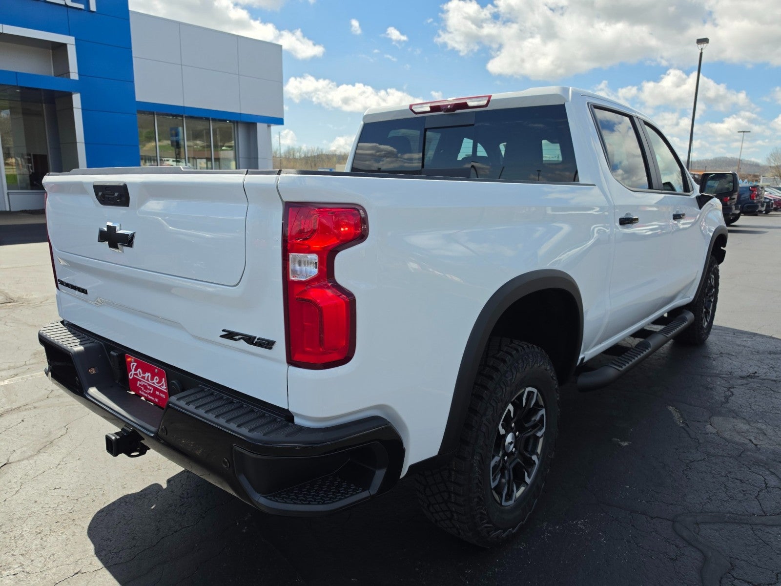 2026 Chevrolet Silverado 1500 ZR2