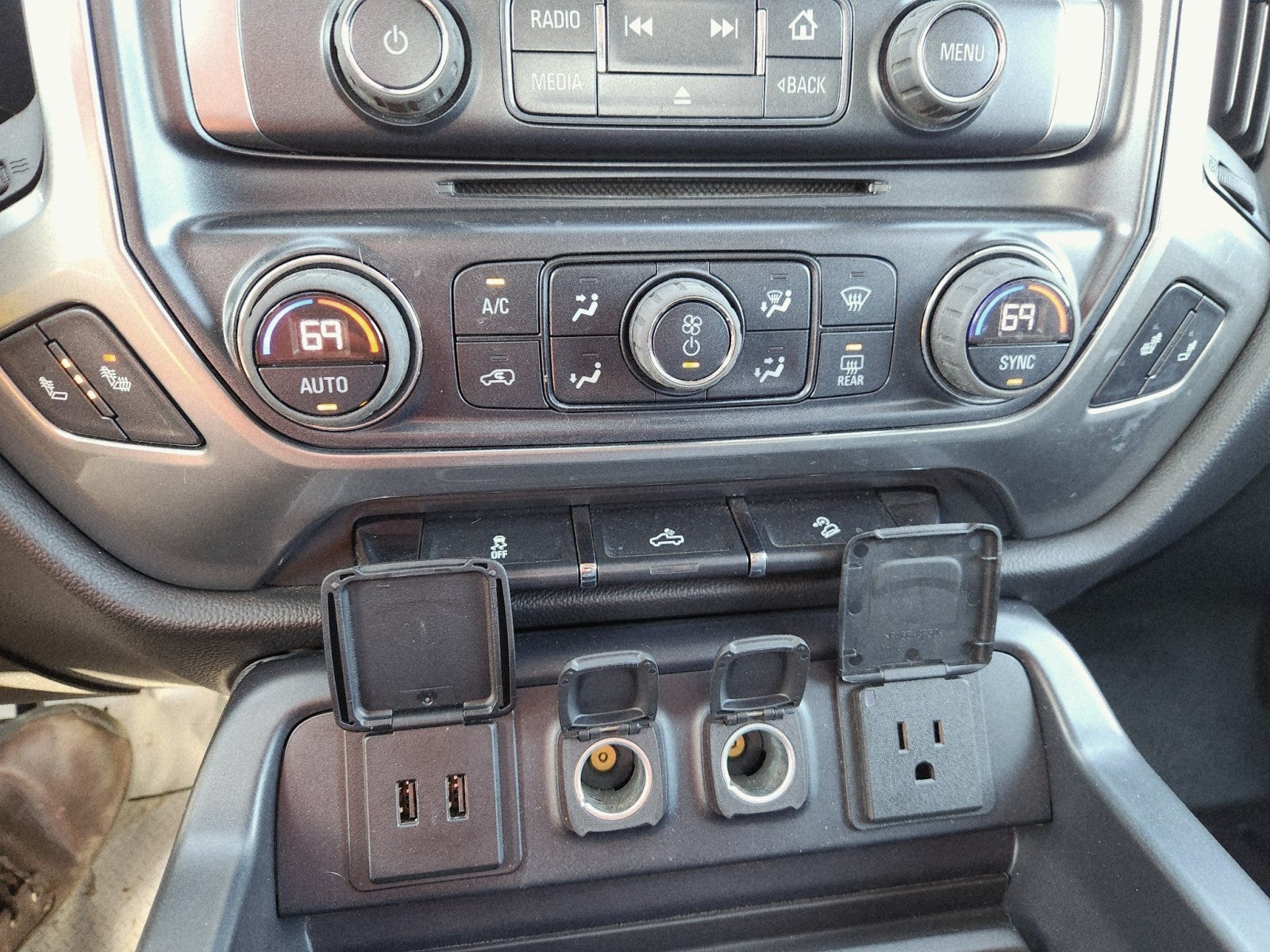 2017 Chevrolet Silverado 1500 LT