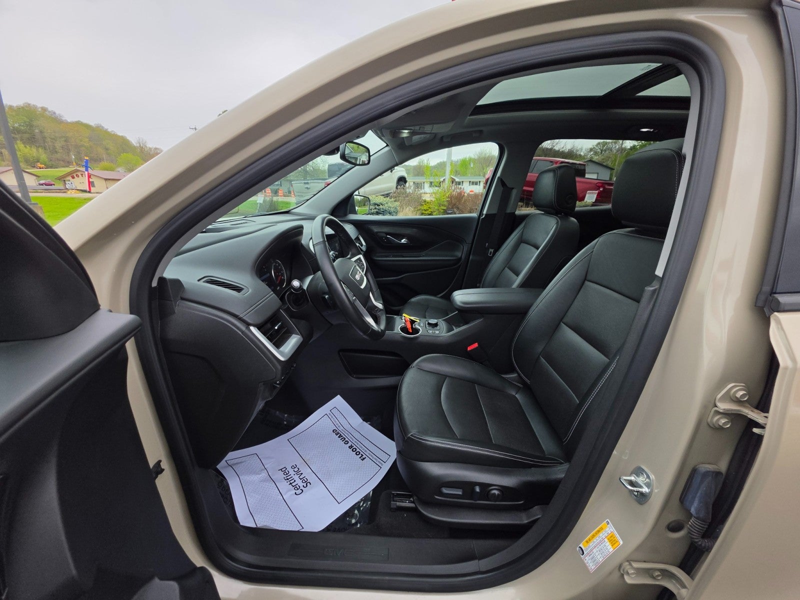 2023 GMC Terrain SLT