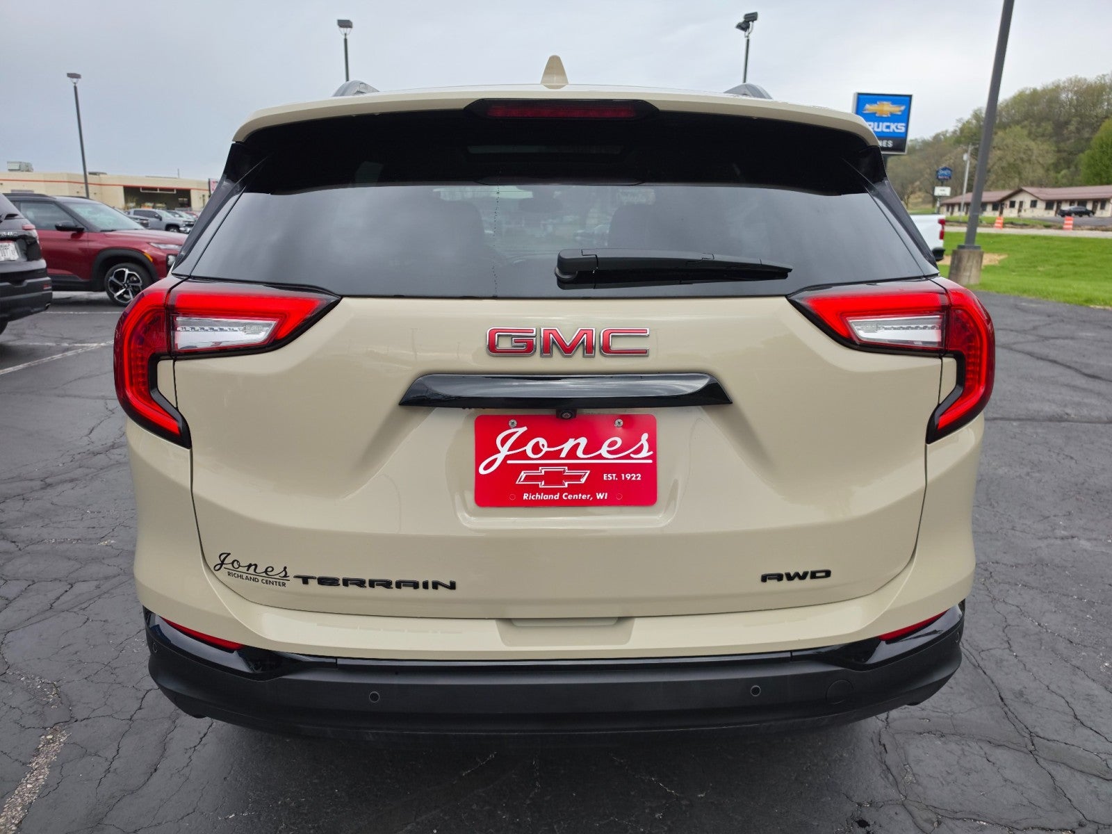 2023 GMC Terrain SLT