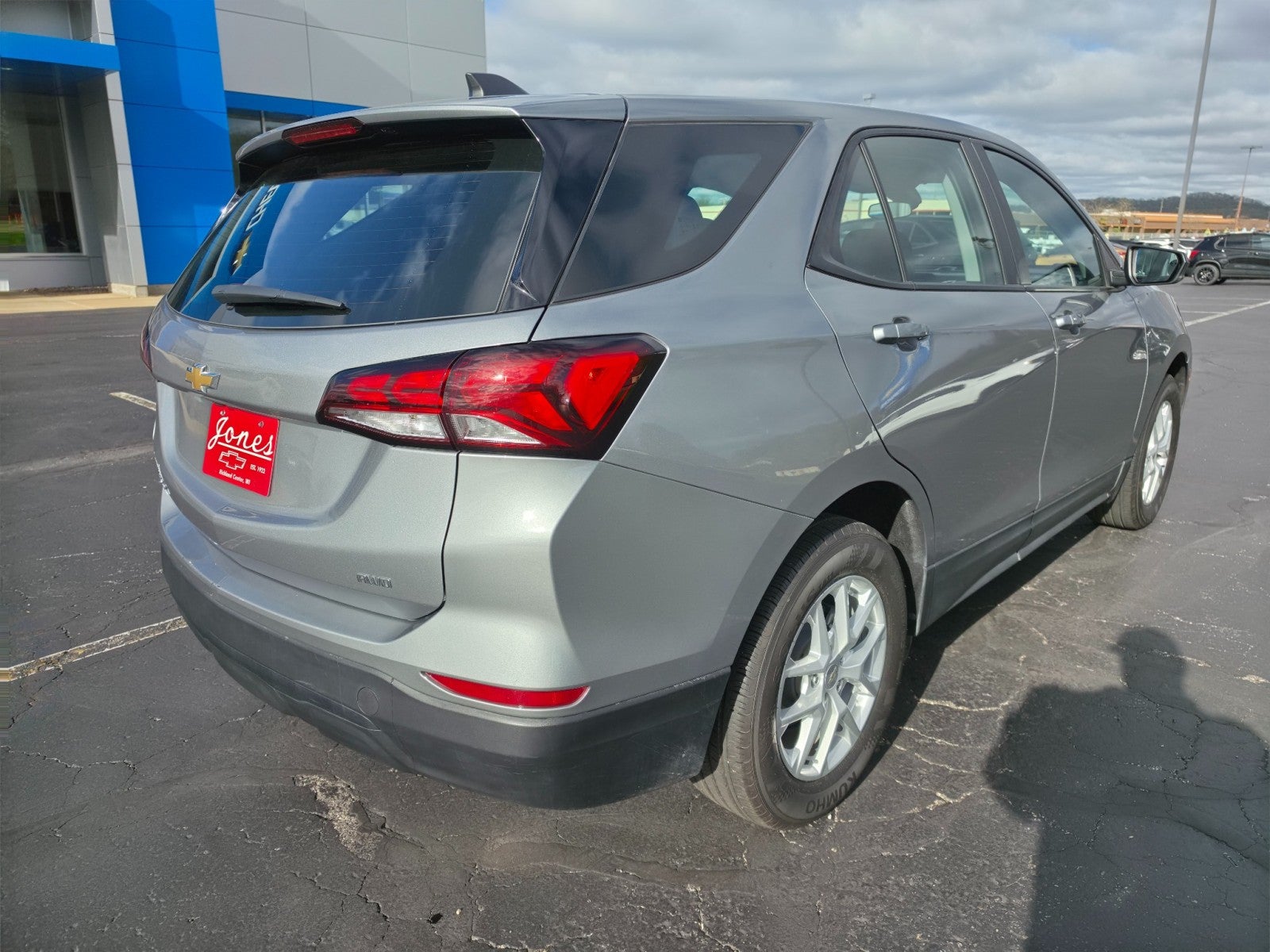 2024 Chevrolet Equinox LS