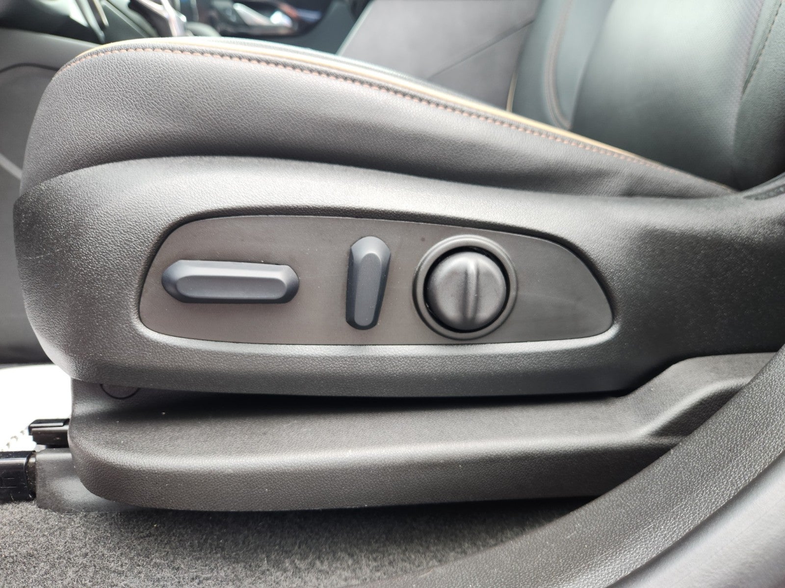 2023 Chevrolet Blazer Premier