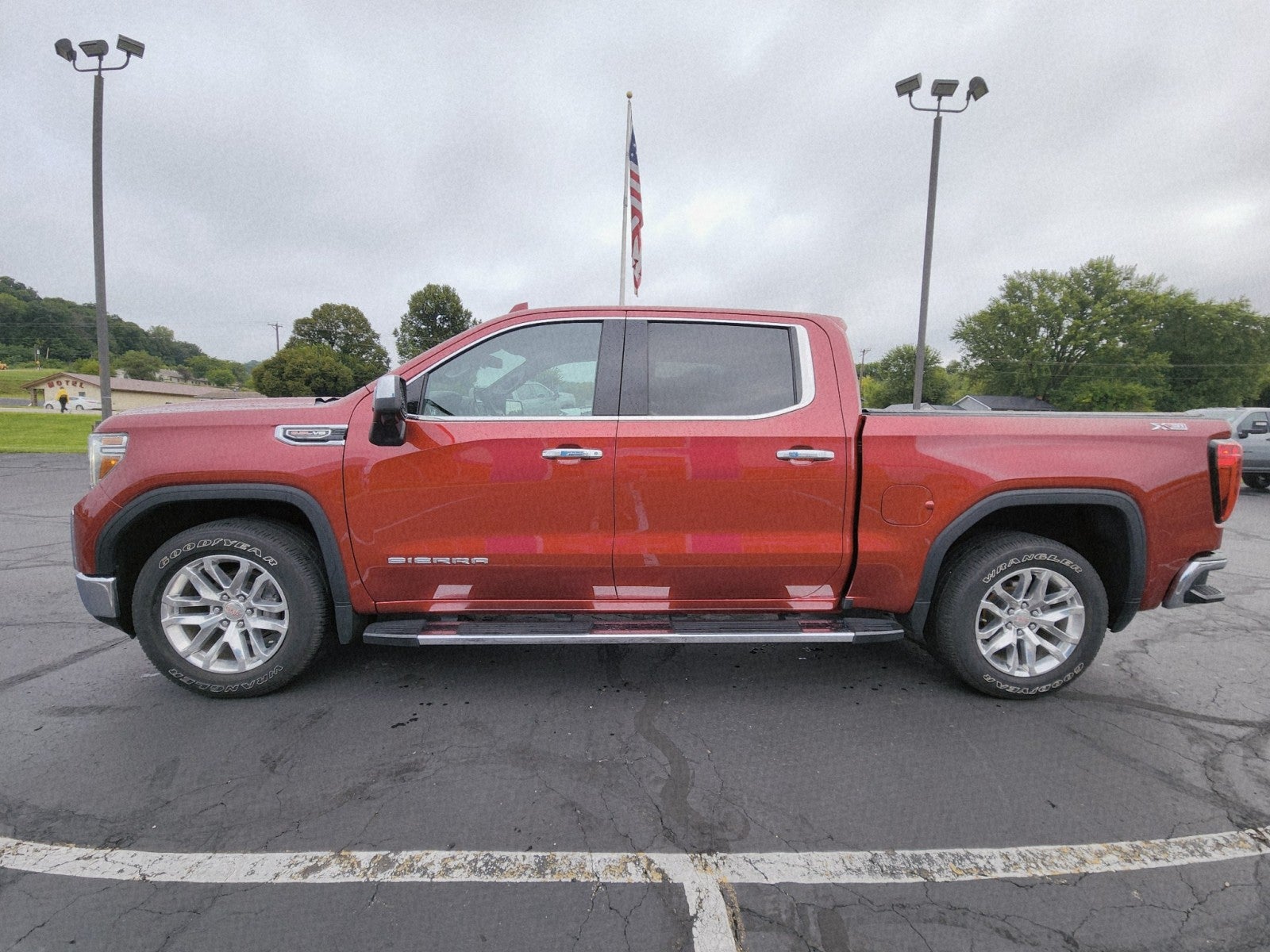 2020 GMC Sierra 1500 SLT