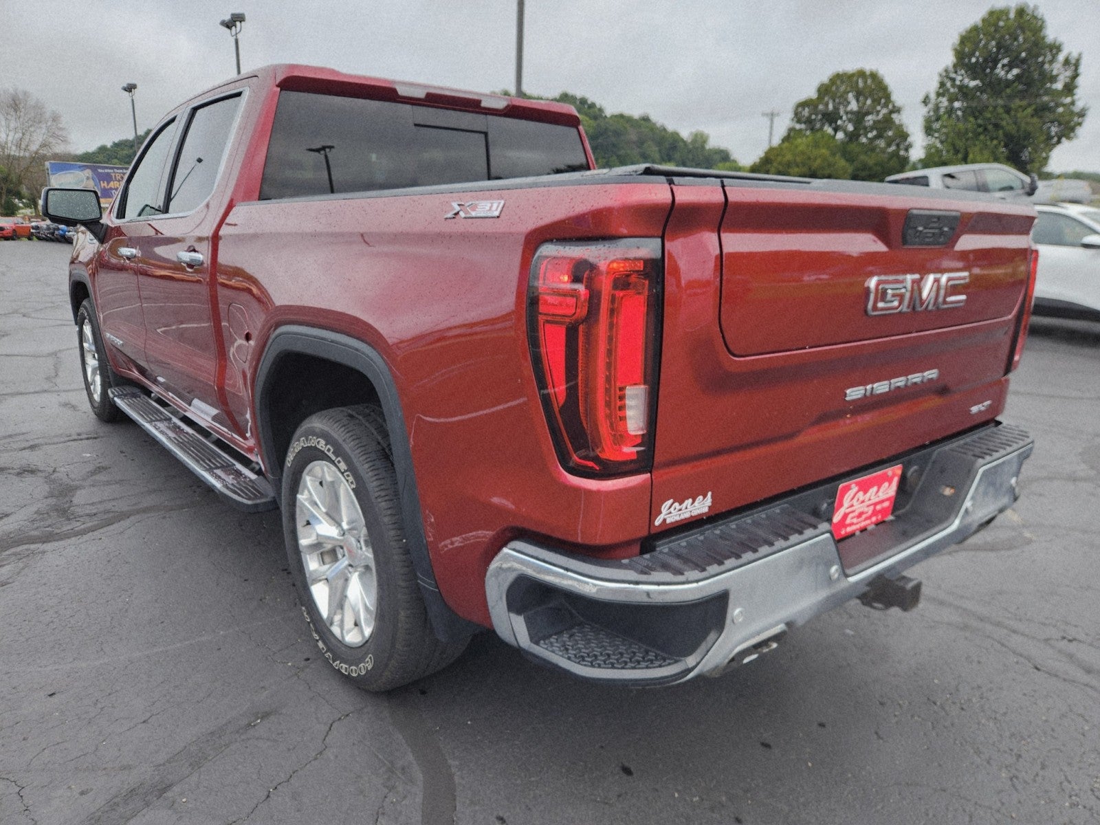 2020 GMC Sierra 1500 SLT