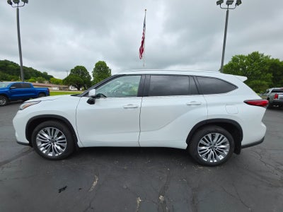 2023 Toyota Highlander L