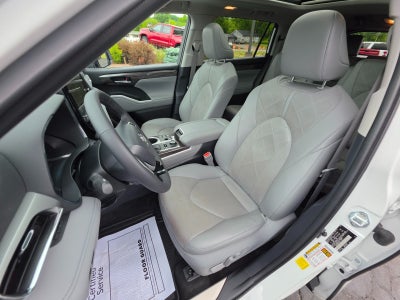 2023 Toyota Highlander L