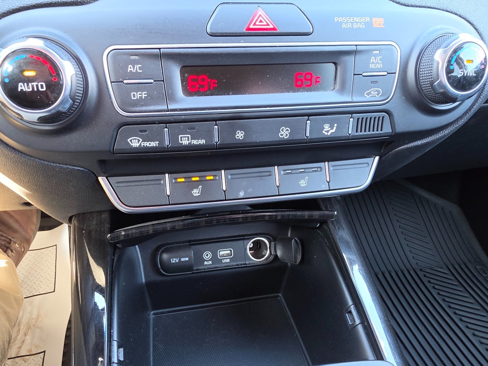 2019 Kia Sorento EX V6