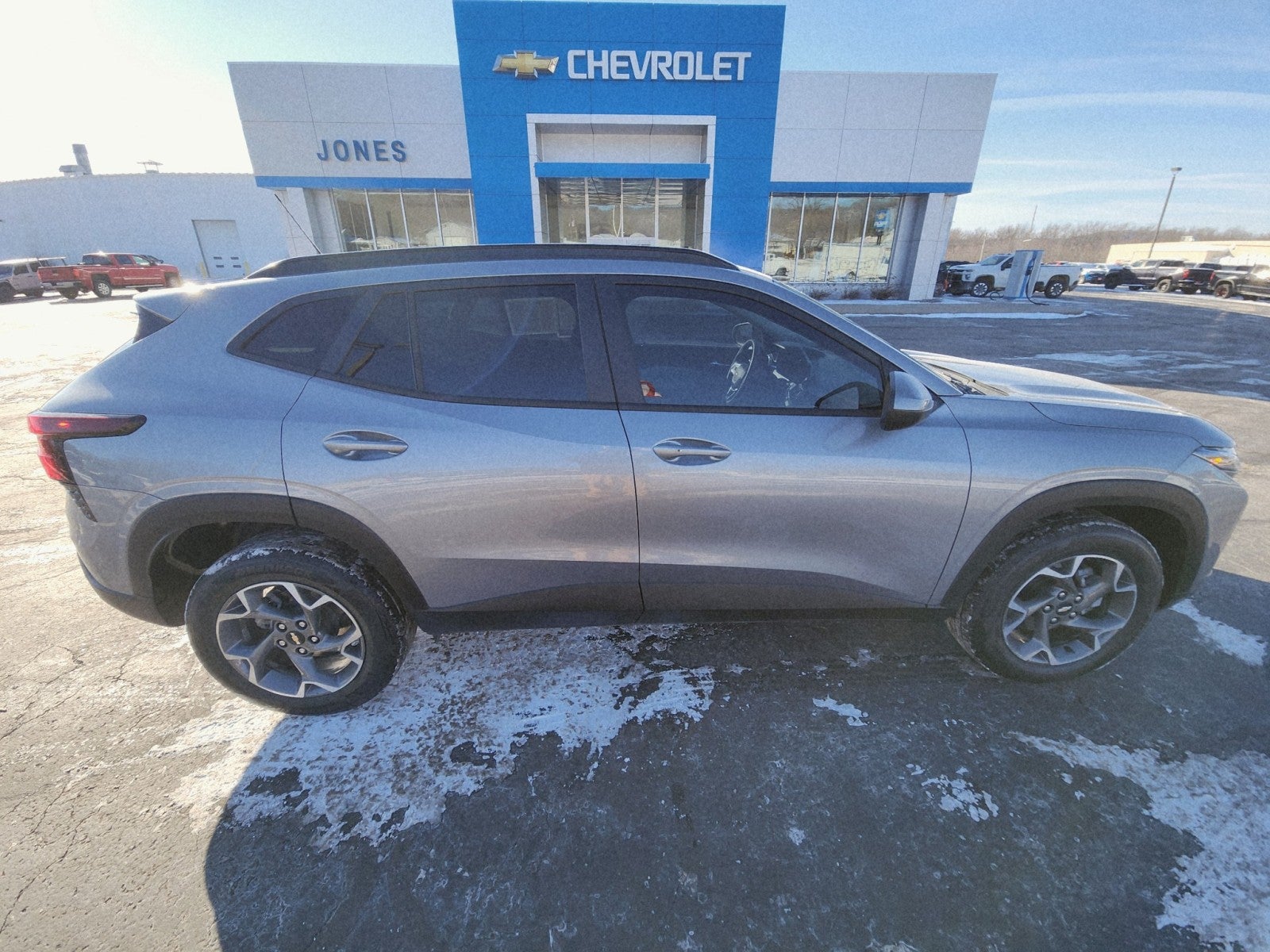 2024 Chevrolet Trax LT