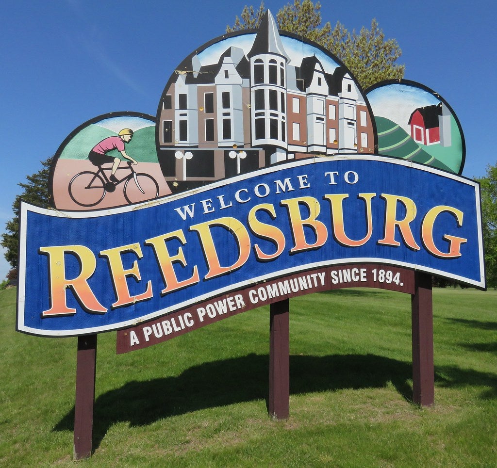 Welcome to Reedsburg, Wisconsin Sign